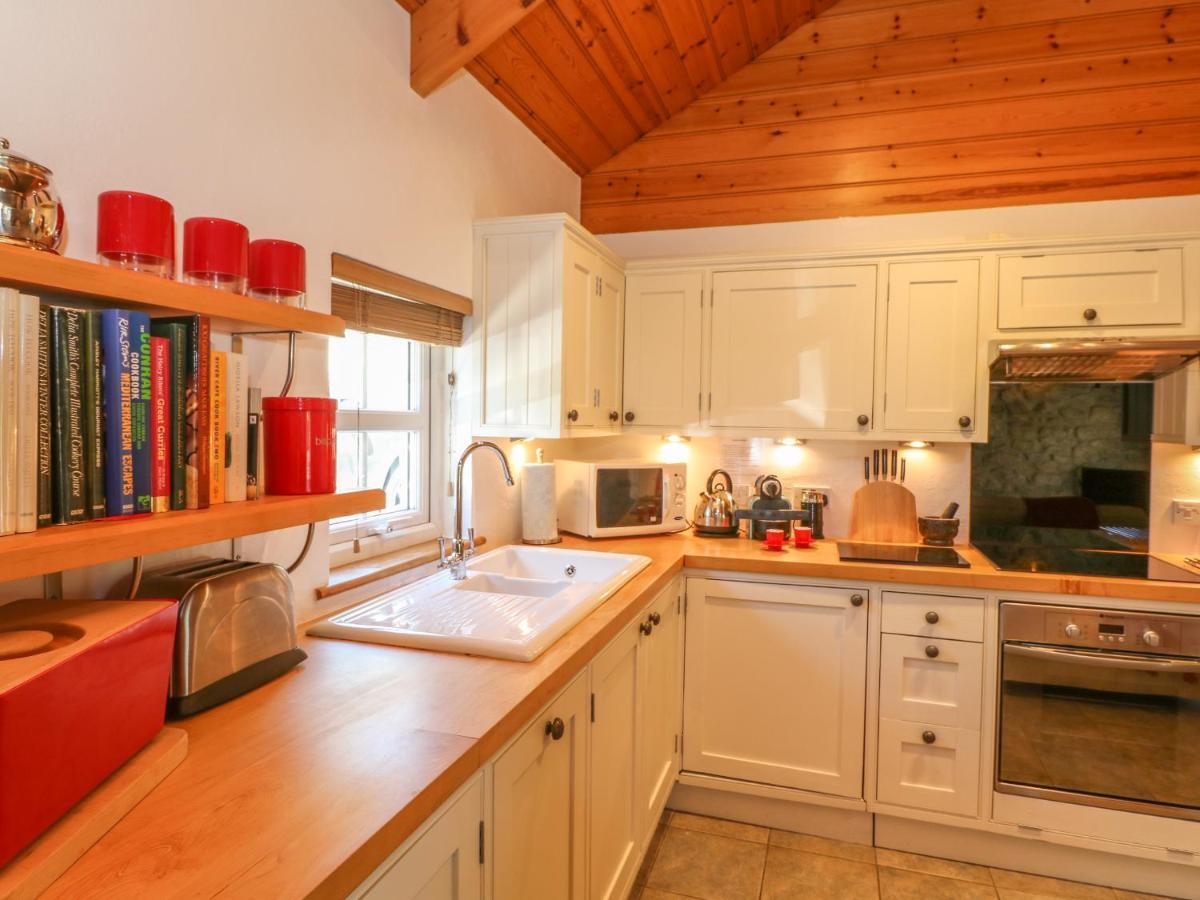 Pond Cottage ทรูโร ภายนอก รูปภาพ