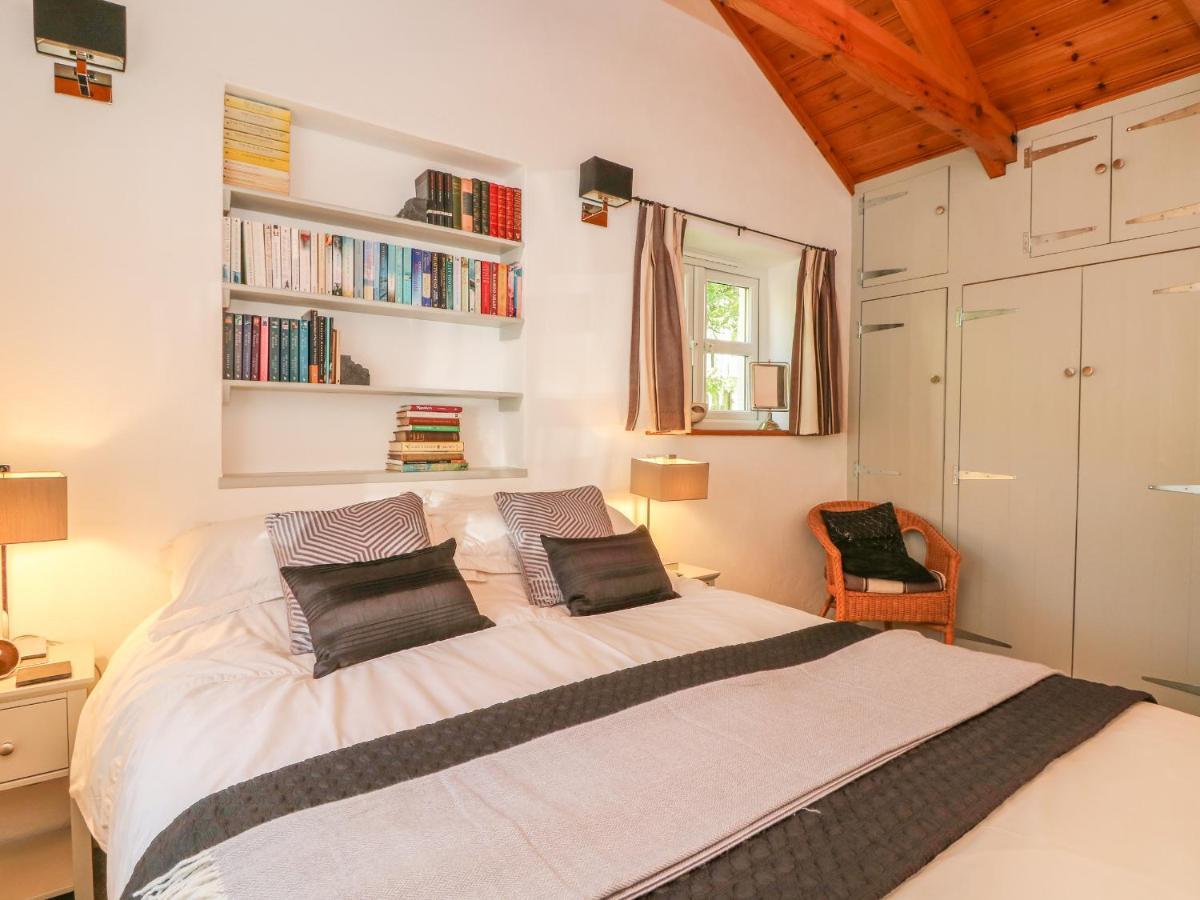 Pond Cottage ทรูโร ภายนอก รูปภาพ